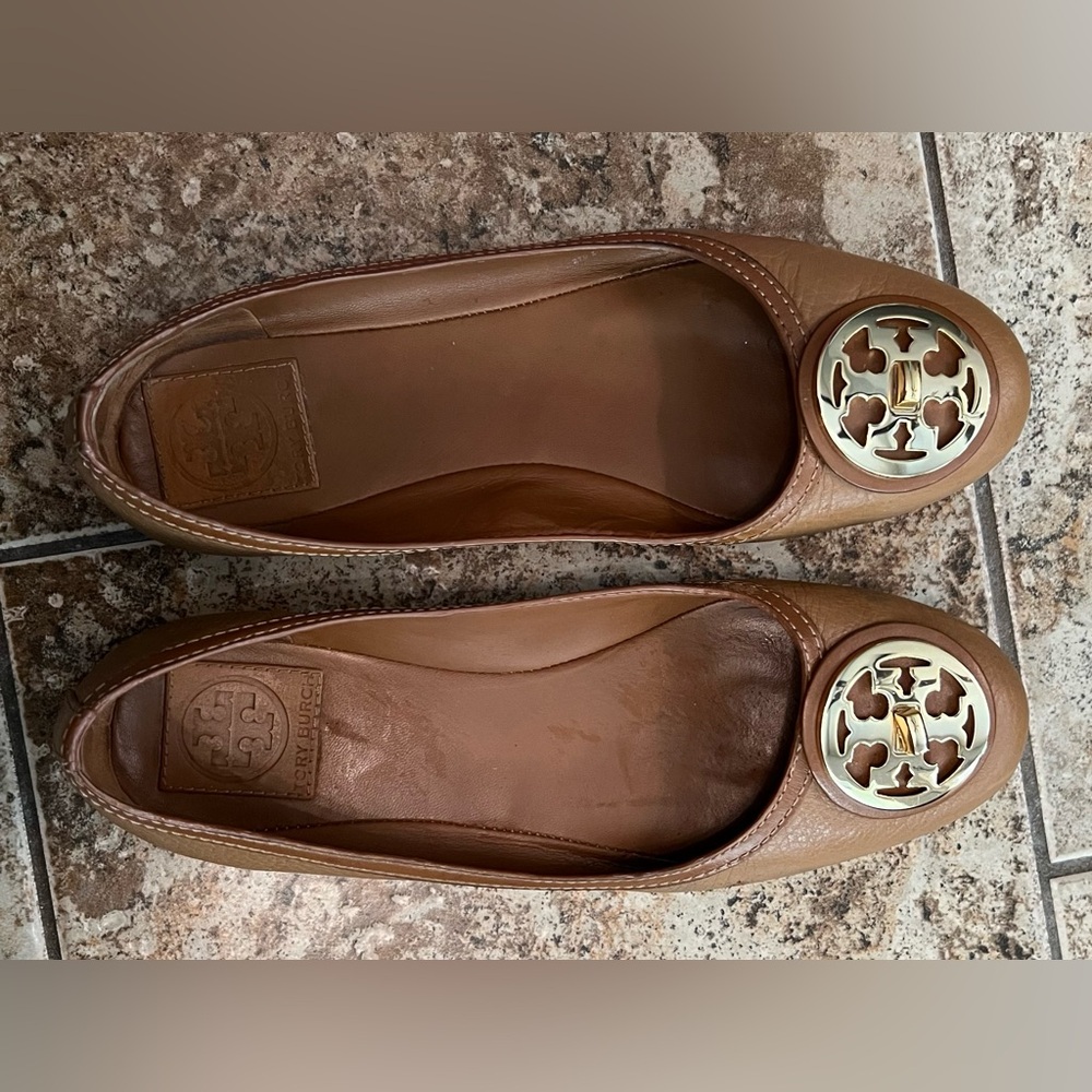 Tory Burch Tan Leather Turn Lock Flats